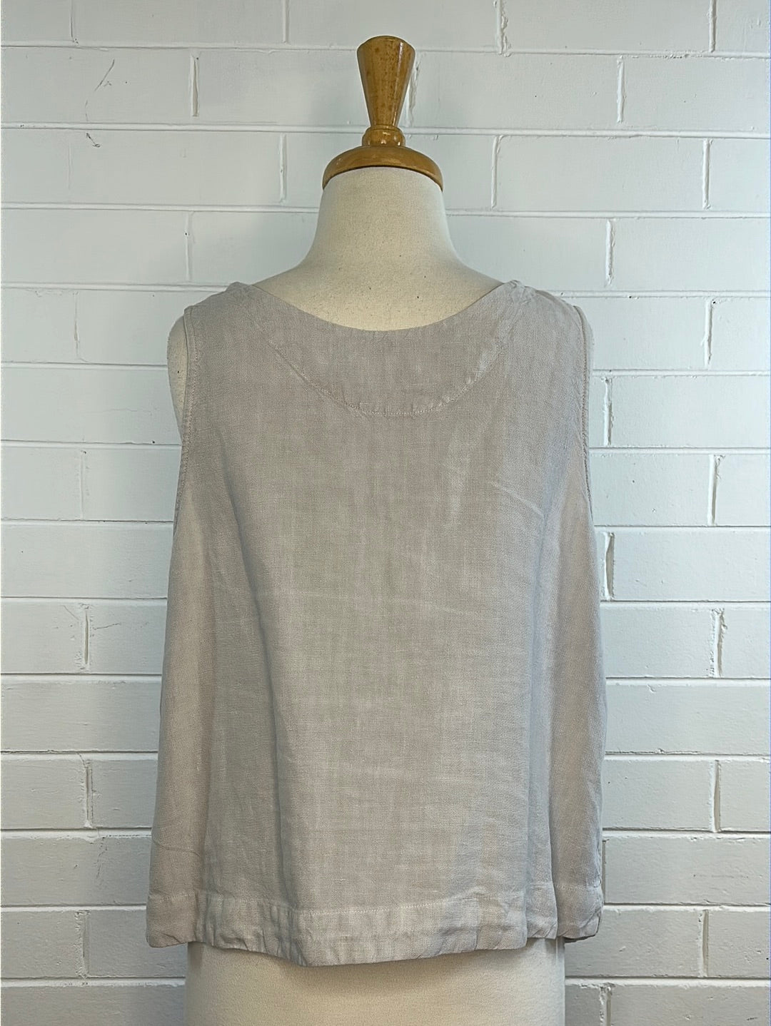 OSKA | Munich | vest | size 14 | single breasted | 100% linen