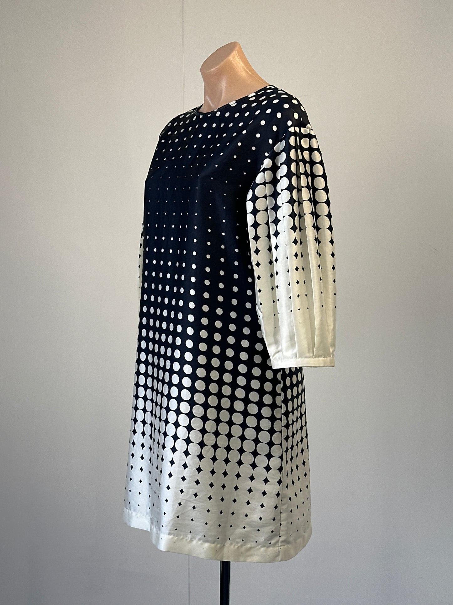 Veronika Maine | dress | size 12 | knee length | made in Australia 🇦🇺