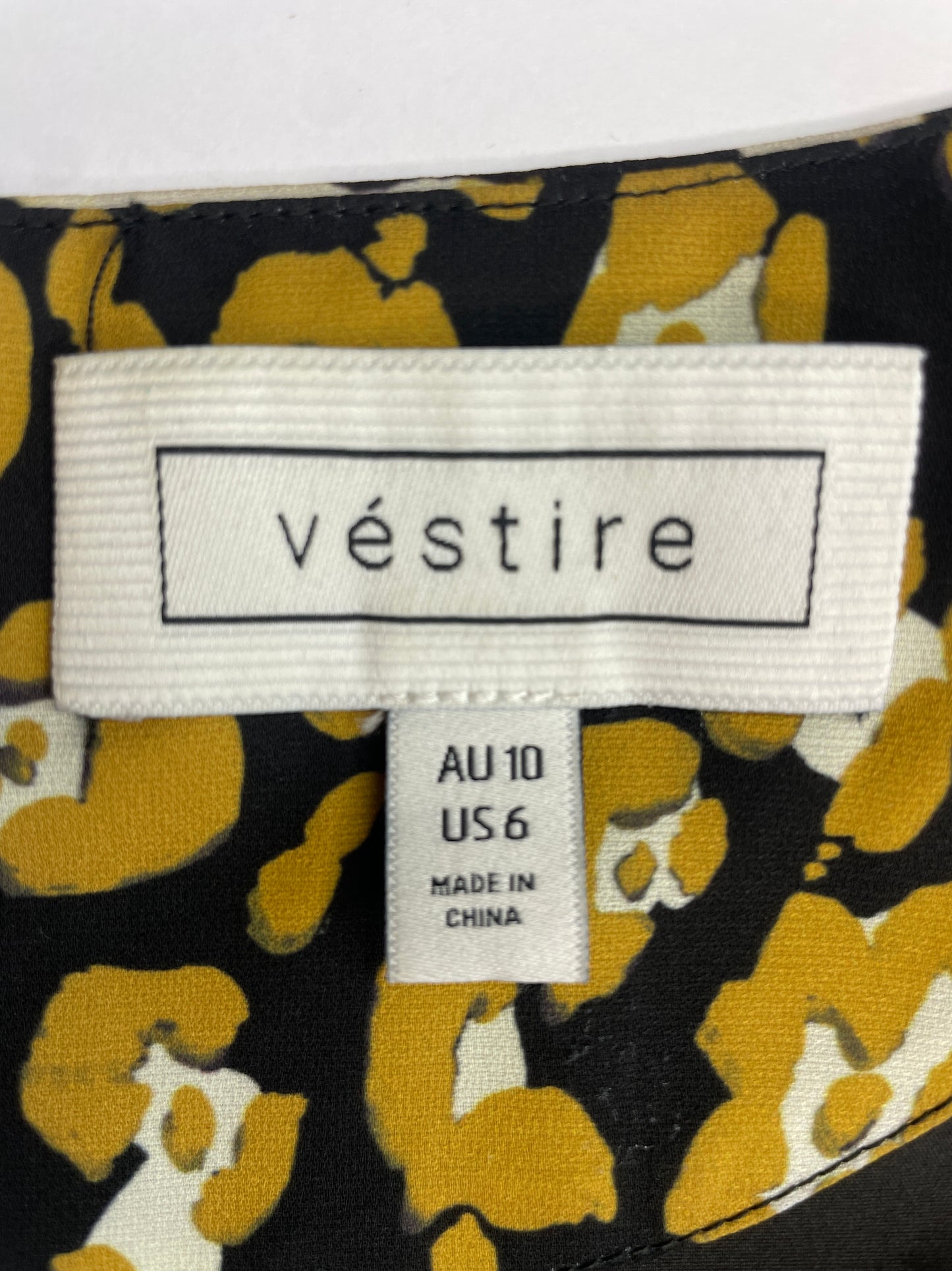 Véstire | dress | size 10 | midi length