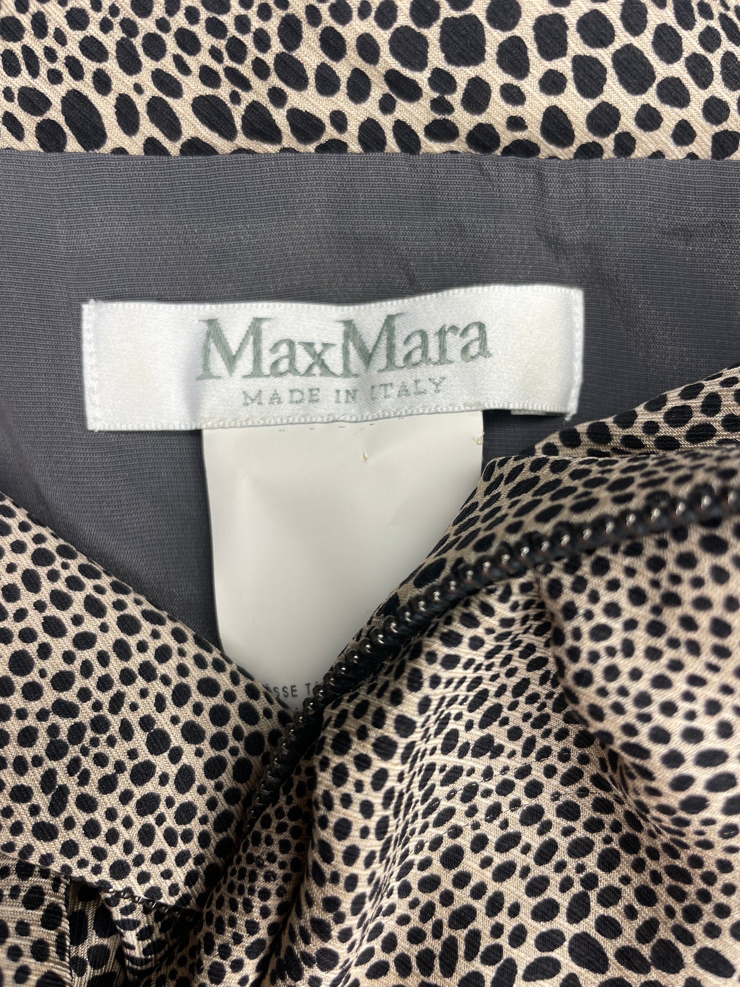 Max Mara | Italy | dress | size 14 | knee length | made in Italy