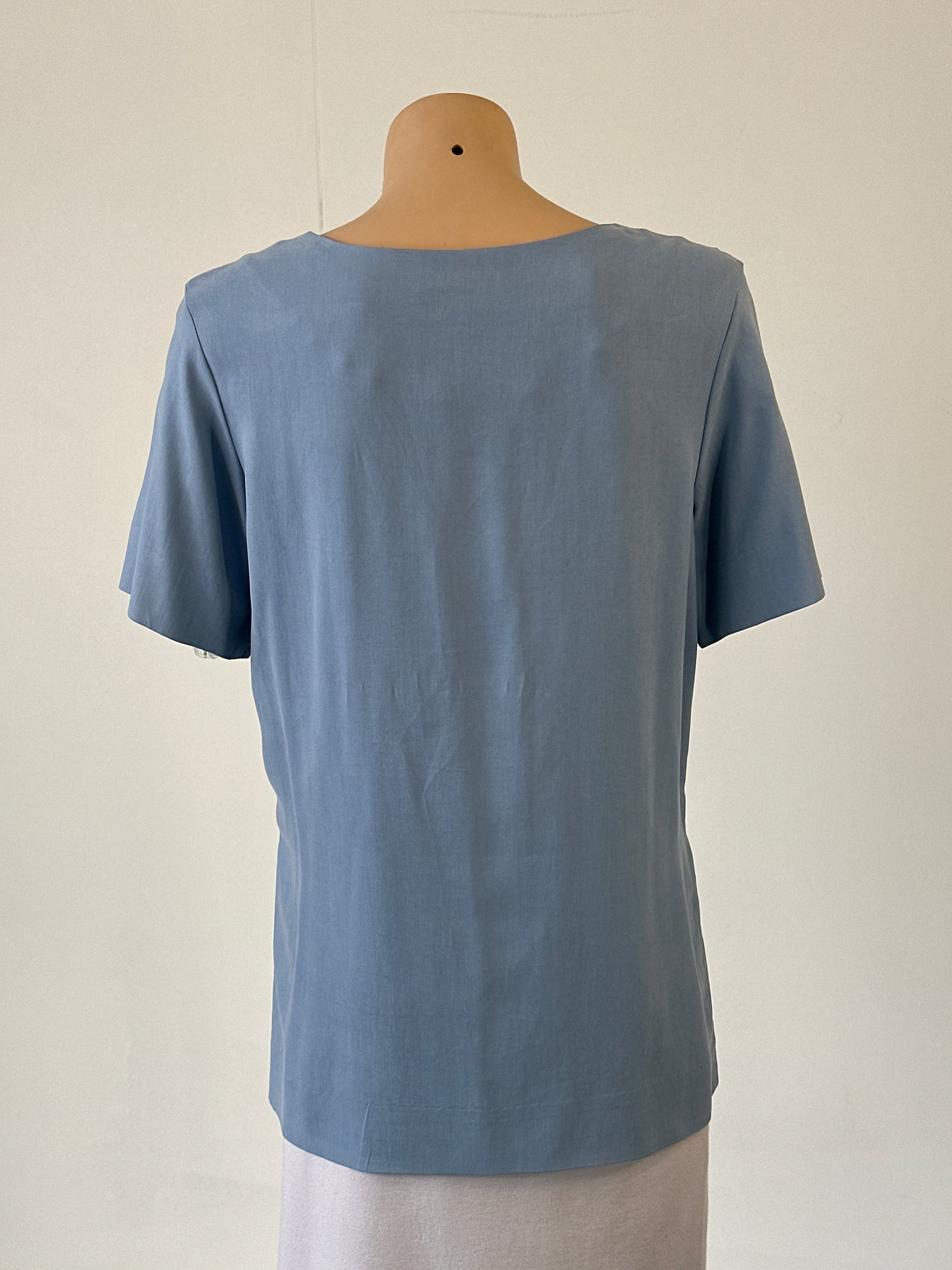 COS | top | size 10 | short sleeve | 100% silk