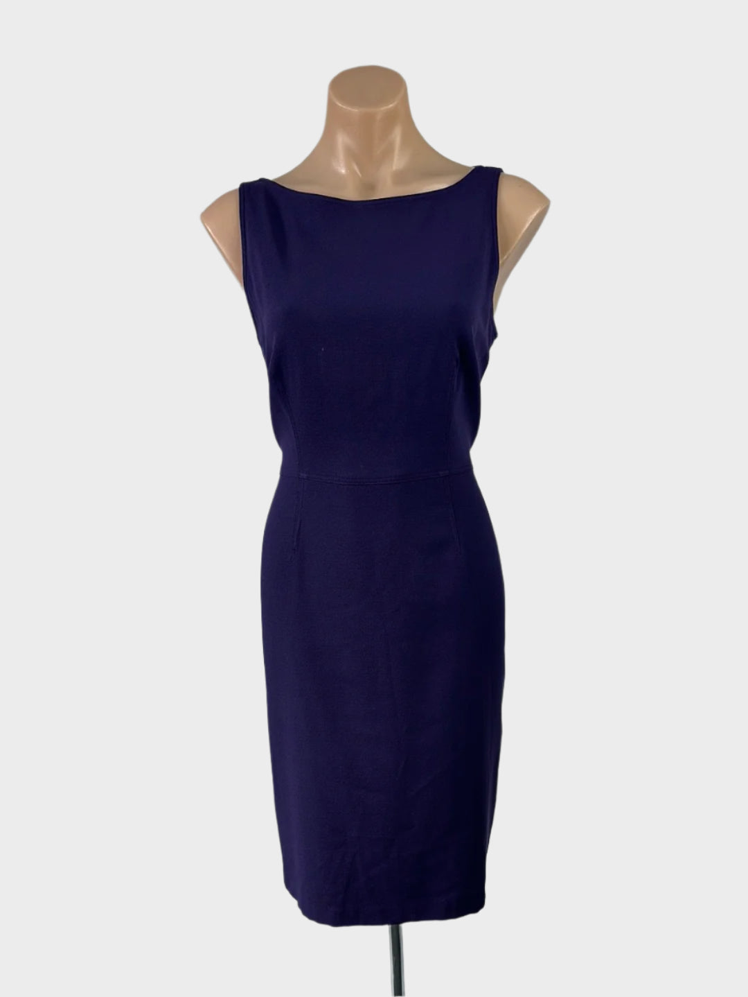 Designer Burberry classic sleeveless sheath dress in crepe with contour darts, topstitch waist, and pencil skirt for office or special events.