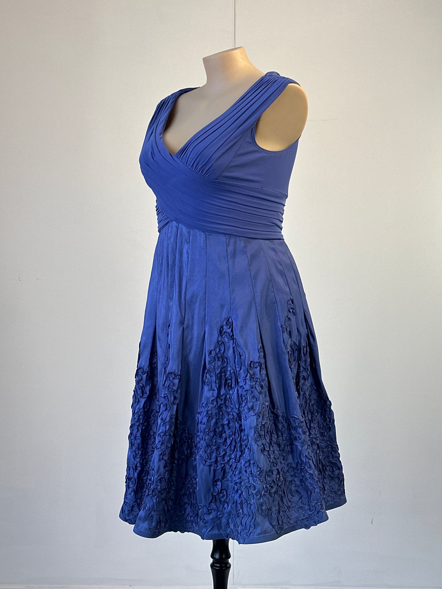 Queenspark | dress | size 16 | midi length