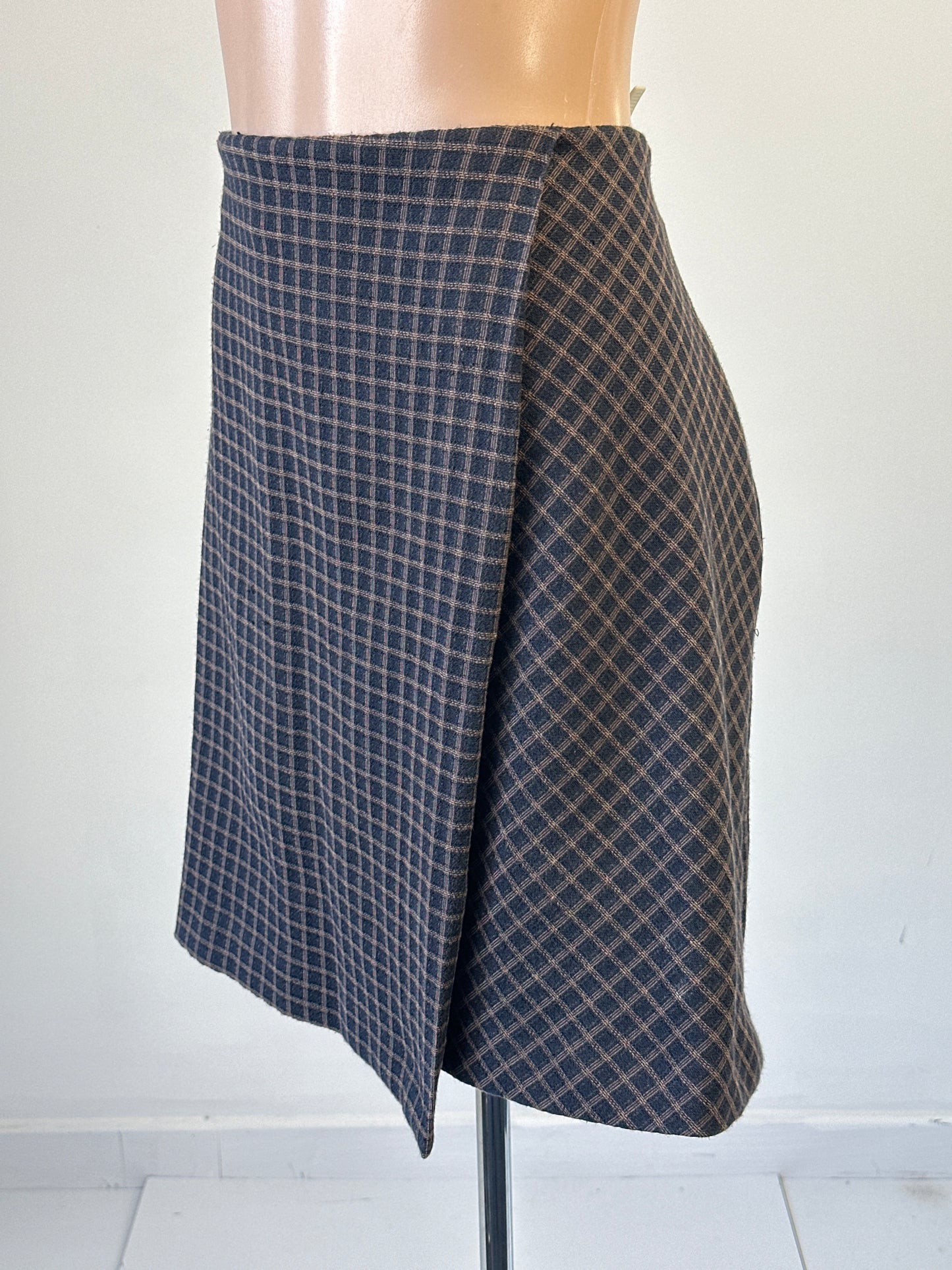 Veronika Maine | skirt | size 12 | knee length | made in Australia 🇦🇺