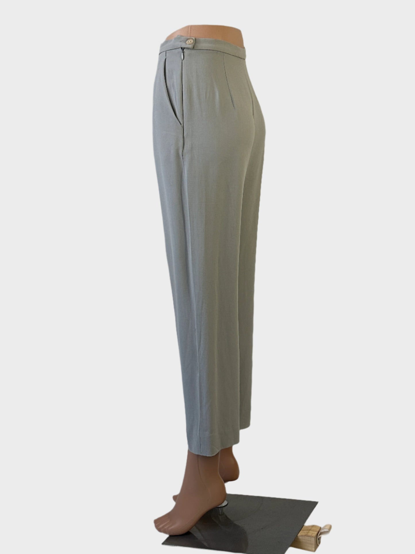 Max Mara | Italy | pants | size 8 | straight leg | made in Italy