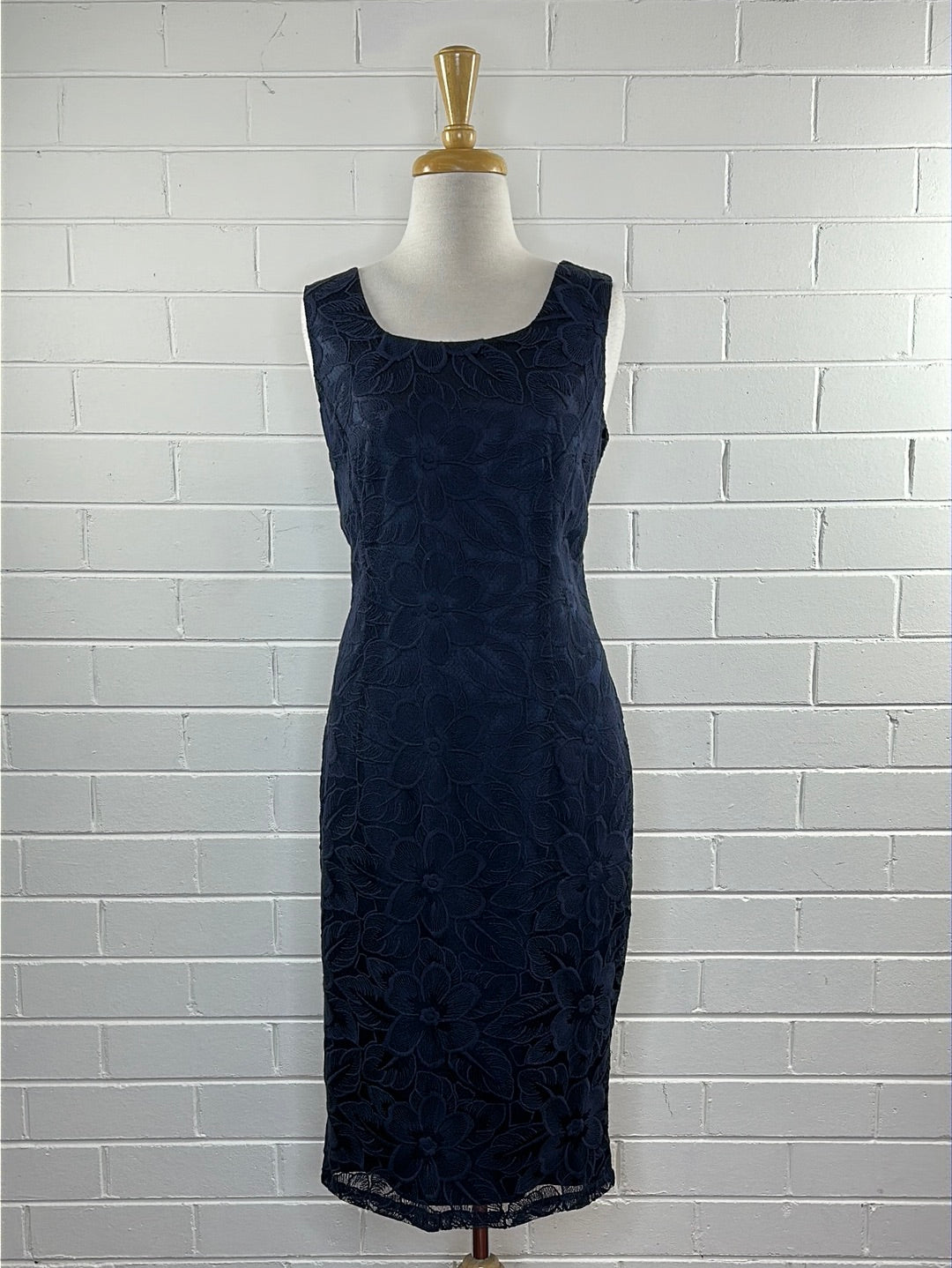 Sarissa | dress | size 12 | midi length