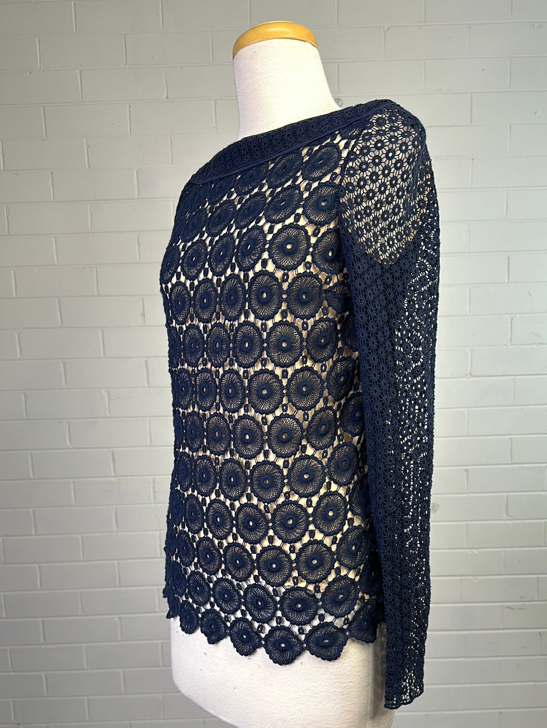 Tory Burch | New York | top | size 8 | long sleeve | 100% cotton