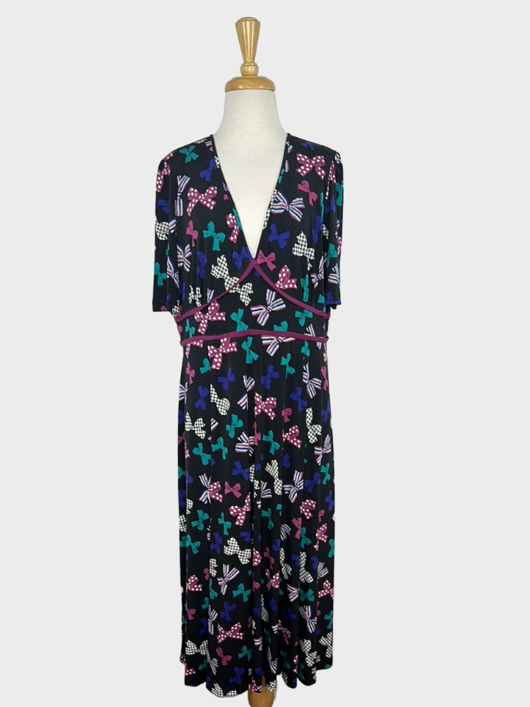 Leona Edmiston | dress | size 18 | midi length