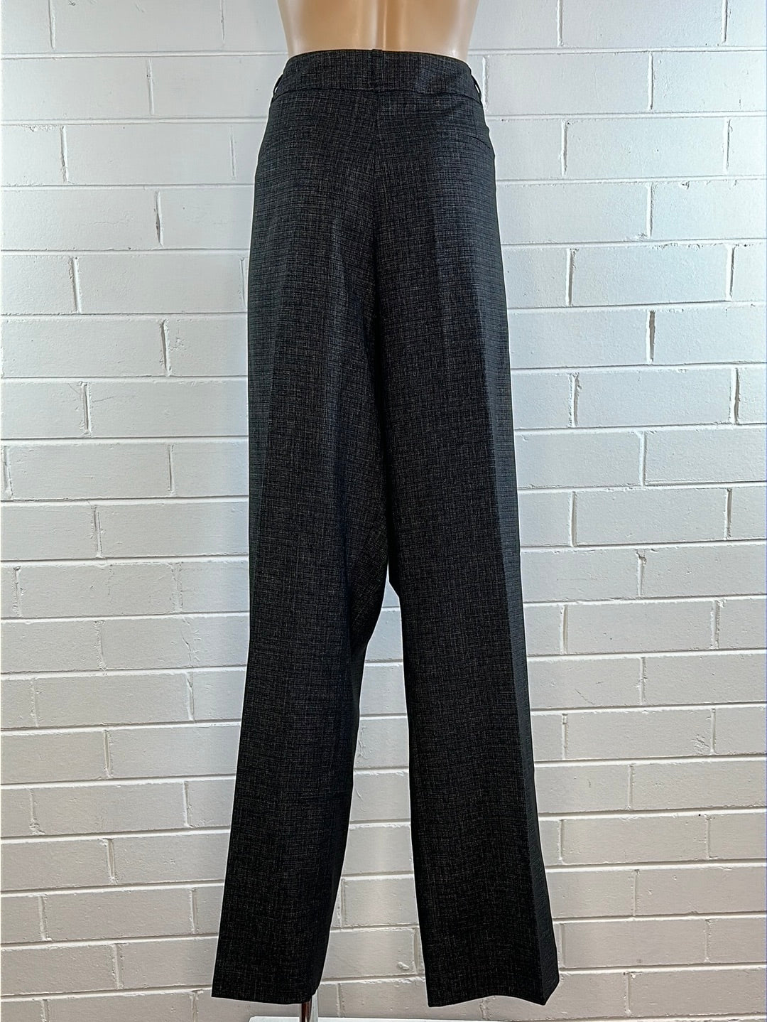 Jacqui E | pants | size 16 | straight leg