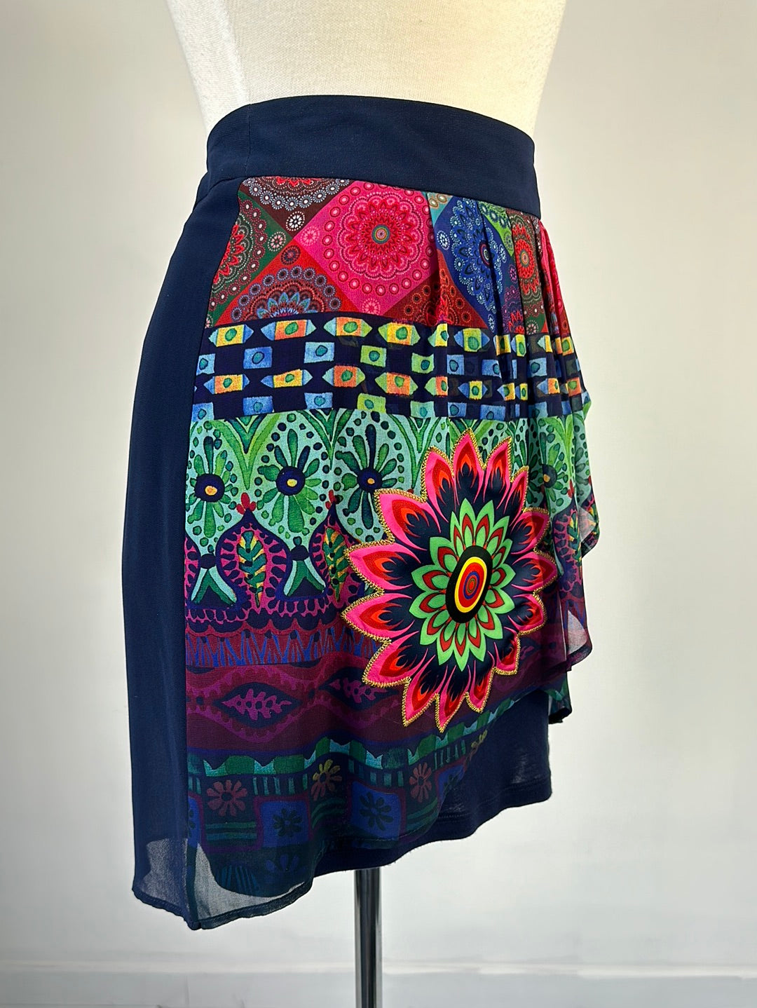 Desigual | Barcelona | skirt | size 8 | mini length