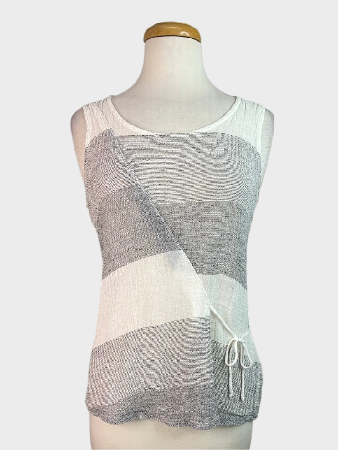 Visage | New Zealand | top | size 12 | sleeveless