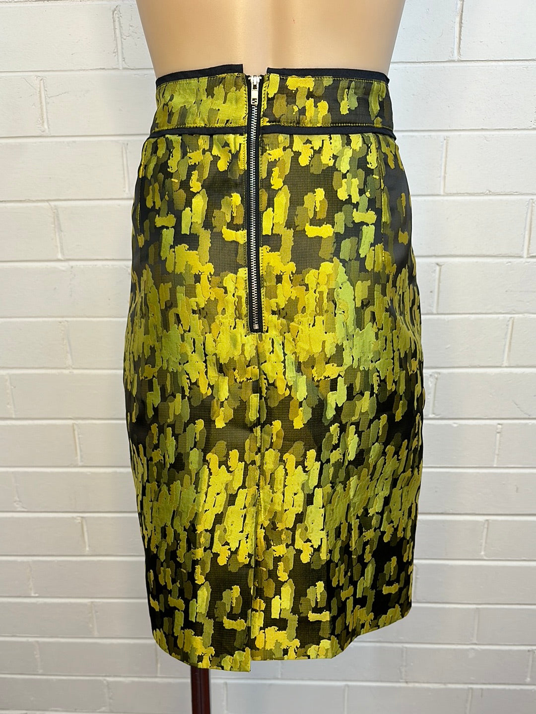 Zeitgeist | skirt | size 12 | mini length