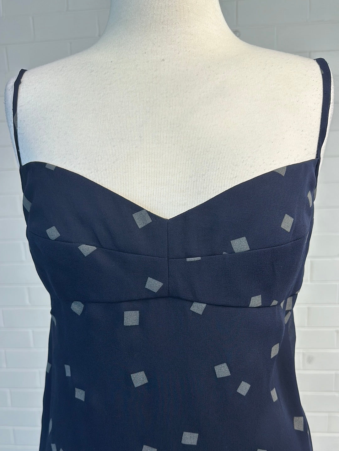 Calvin Klein | US | dress | size 10 | knee length | 100% silk