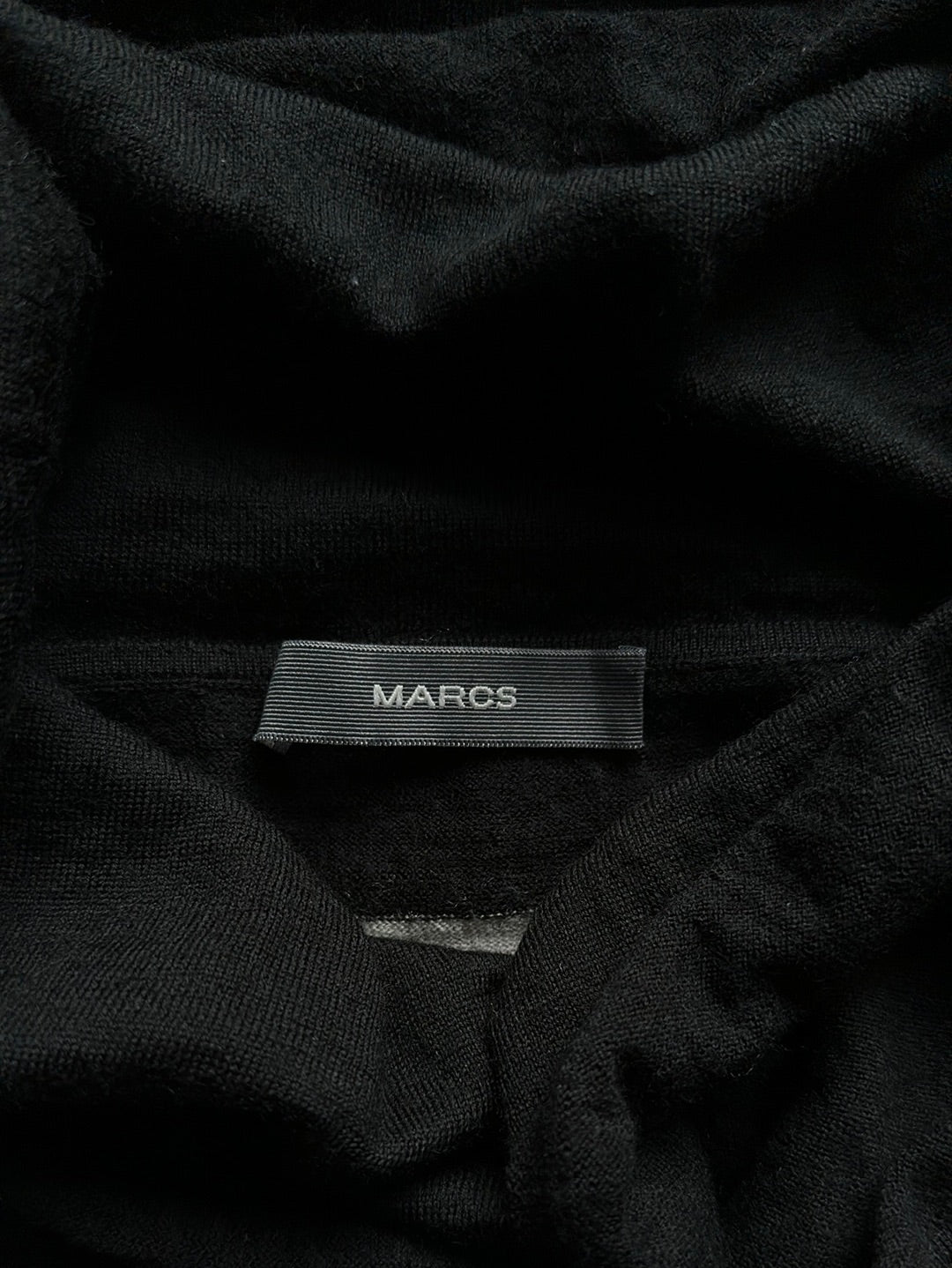 MARCS | top | size 10 | short sleeve | 100% wool