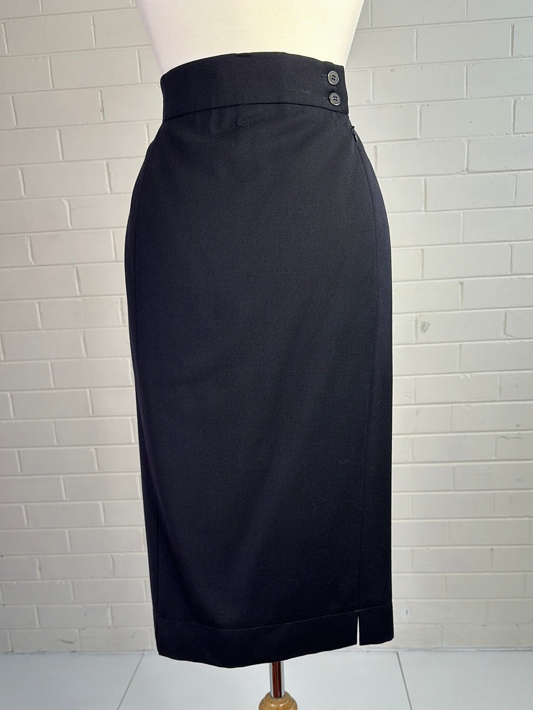 Escada | Munich | vintage 80's | skirt | size 10 | knee length | 100% wool | made in West Germany