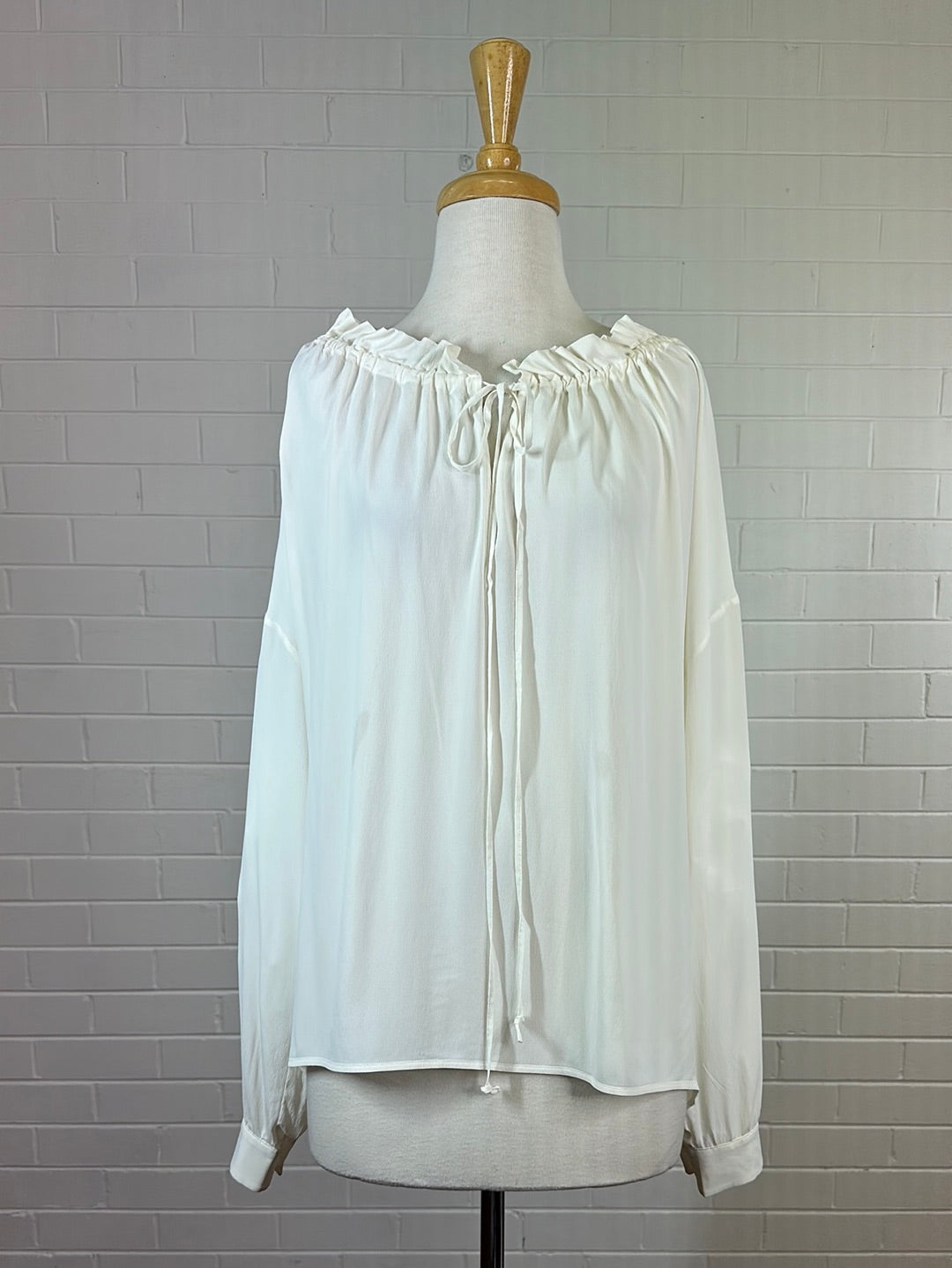 N°21 | Italy | top | size 12 | long sleeve | 100% silk