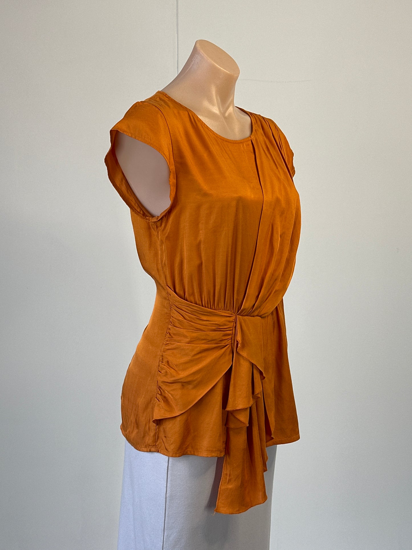 Veronika Maine | top | size 10 | cap sleeve