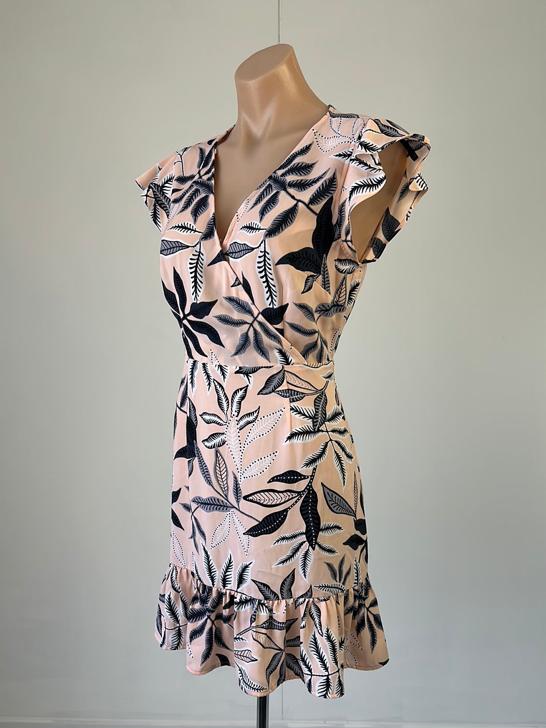 Tokito | dress | size 10 | knee length