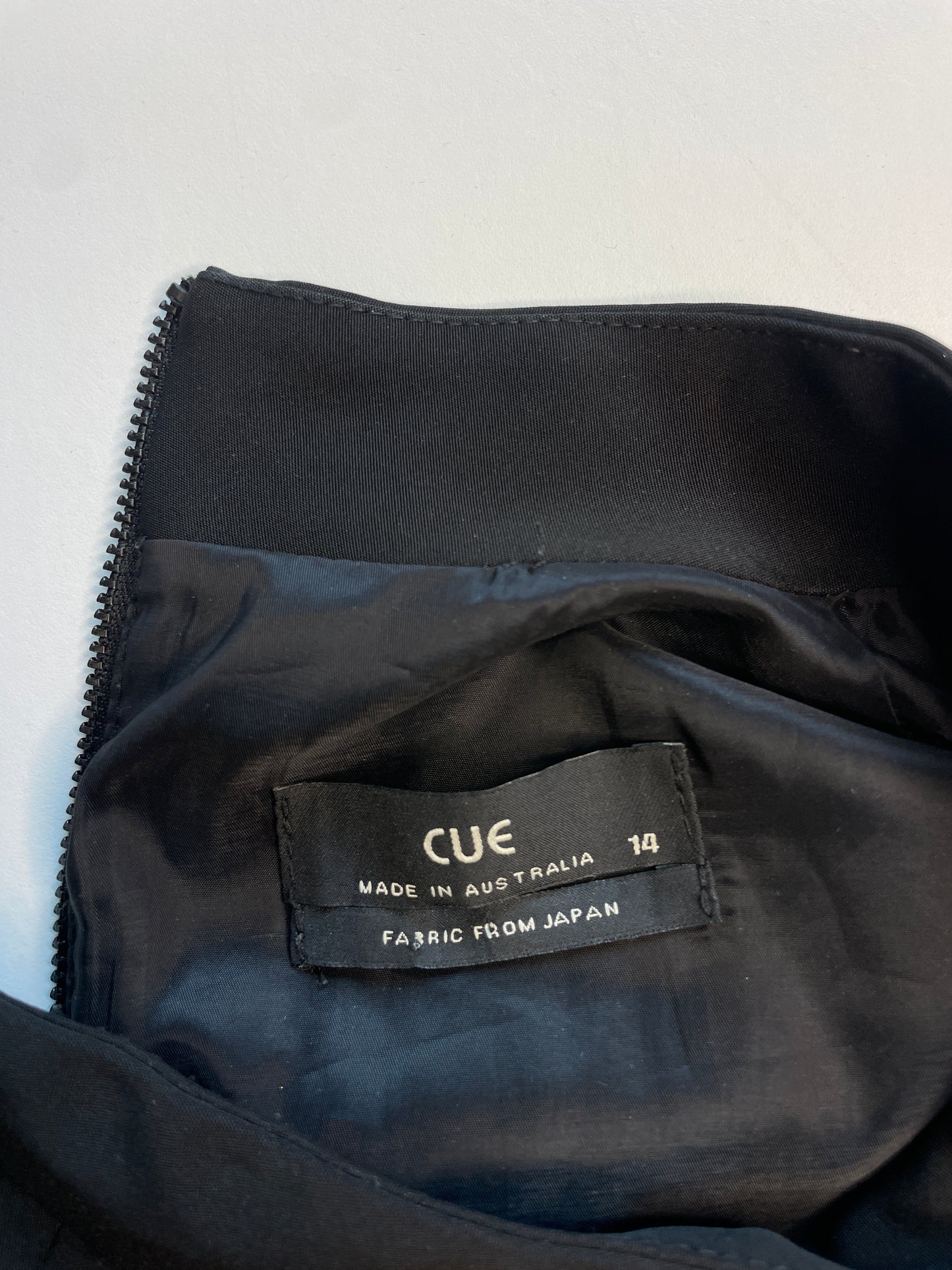 Cue | dress | size 14 | knee length | made in Australia 🇦🇺