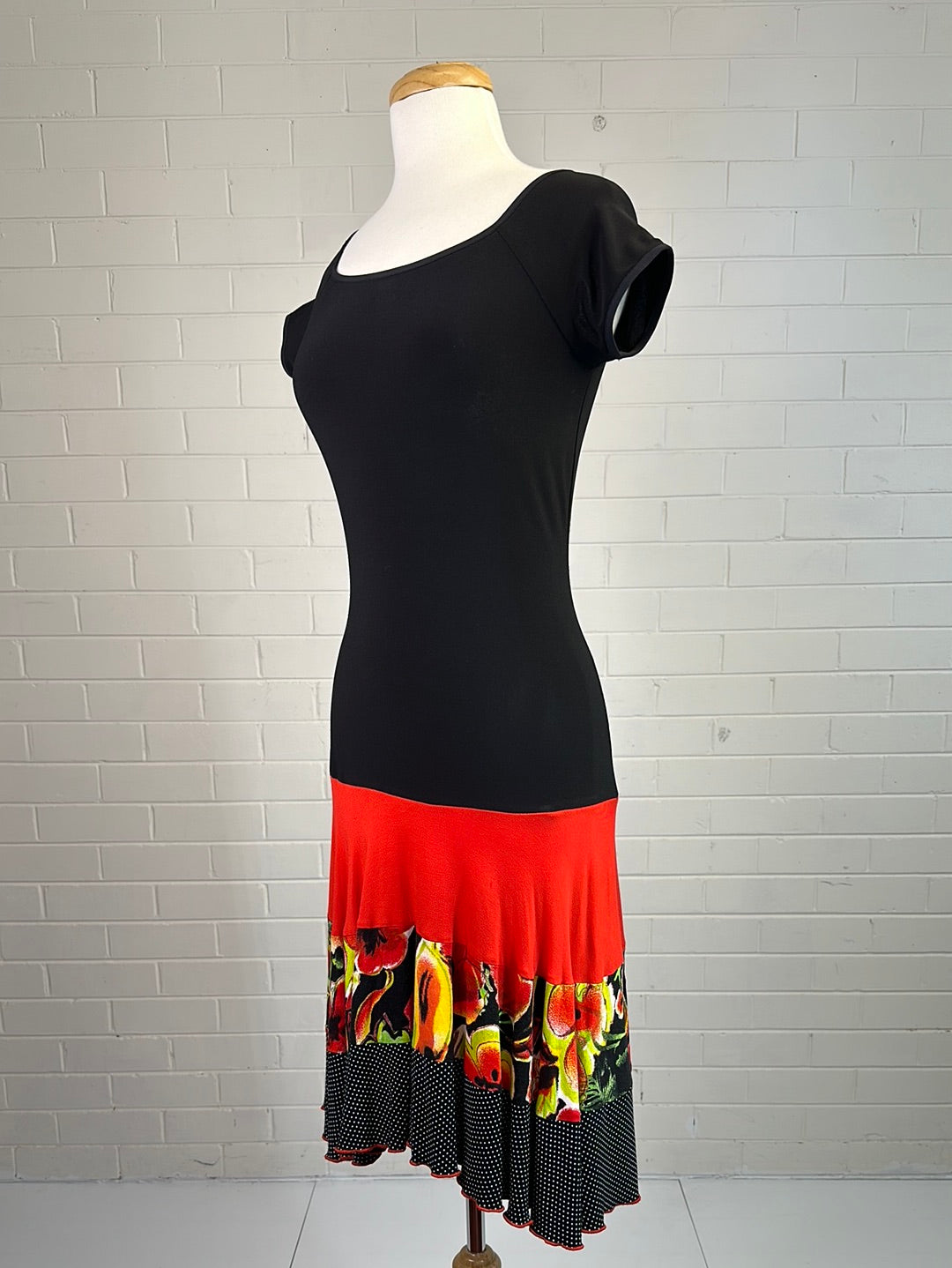 Joseph Ribkoff | Montreal | dress | size 8 | knee length