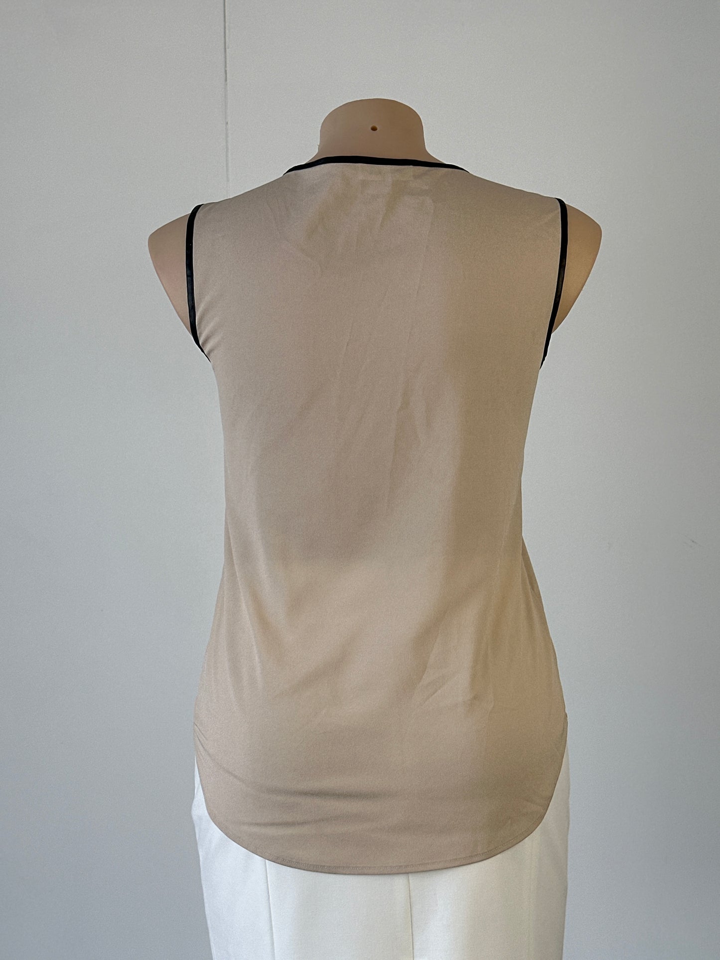 Calvin Klein | US | top | size 14 | sleeveless