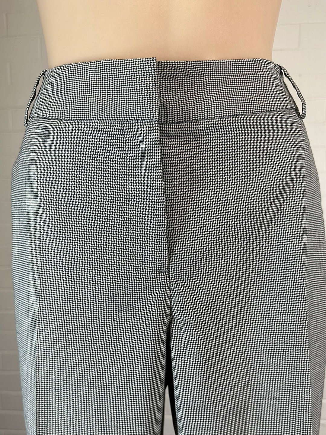 Cue | pants | size 10 | tapered leg