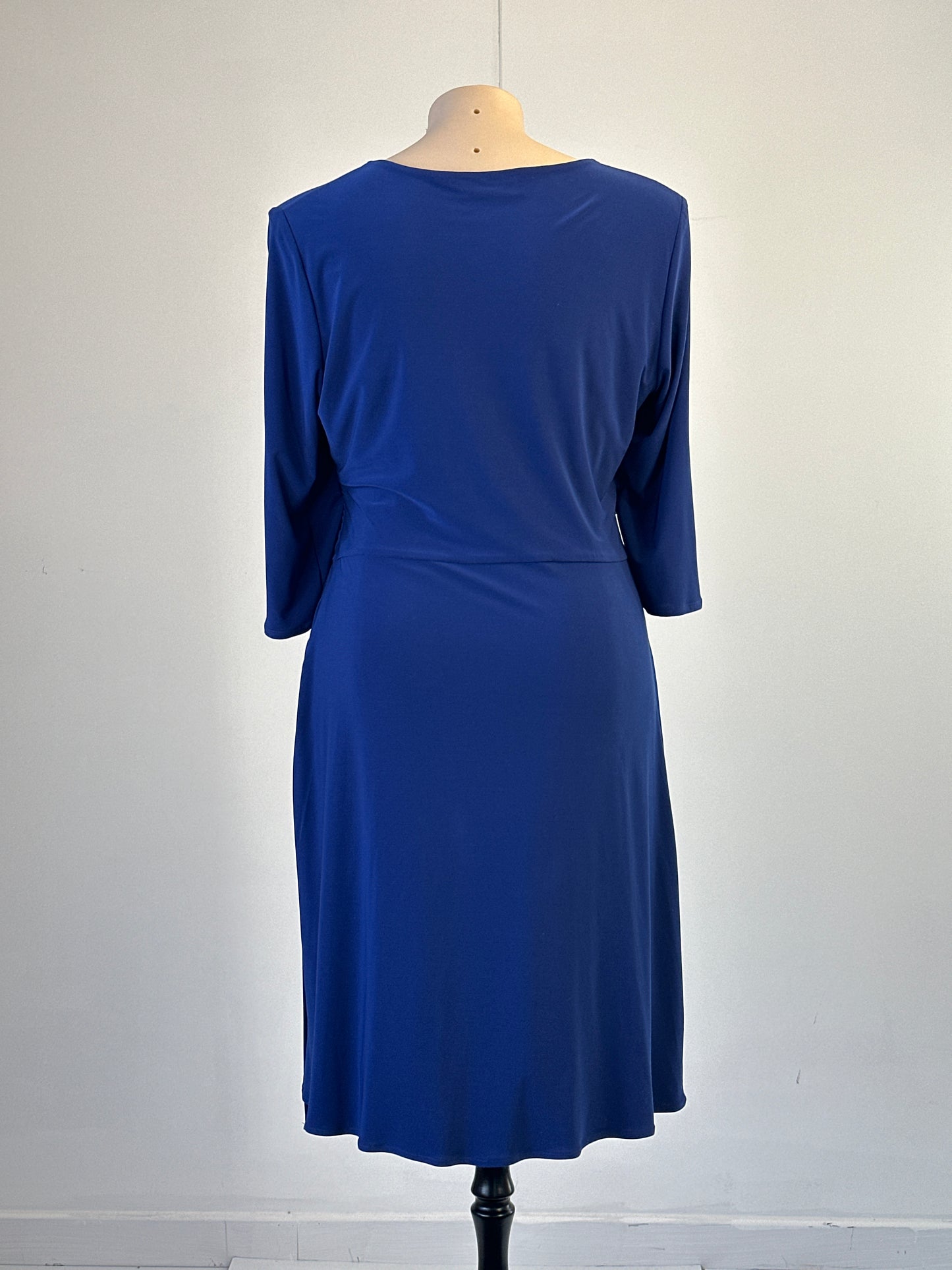 Leina Broughton | dress | size 18 | midi length