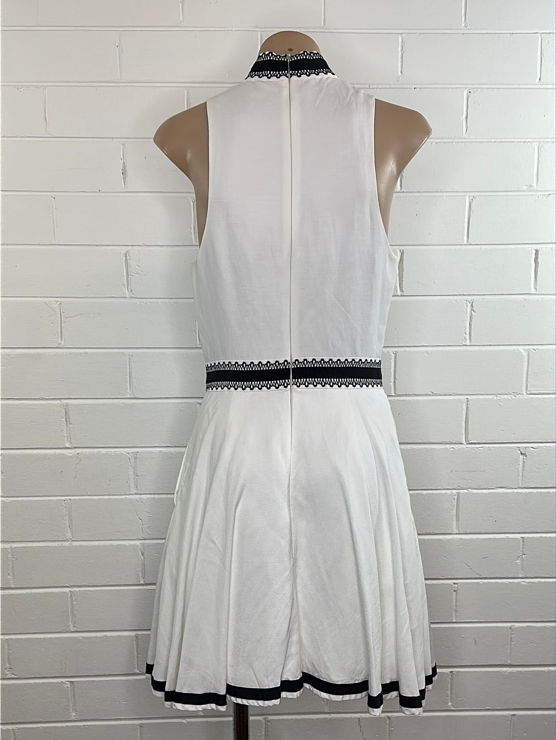 sass & bide | dress | size 8 | knee length