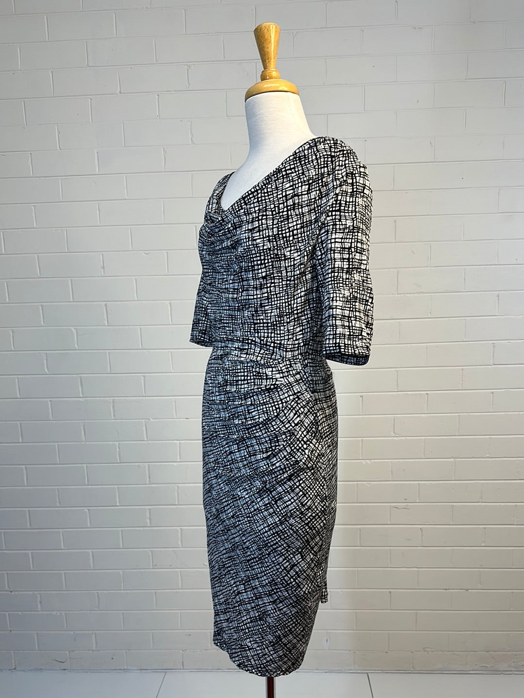 Diana Ferrari | dress | size 8 | knee length