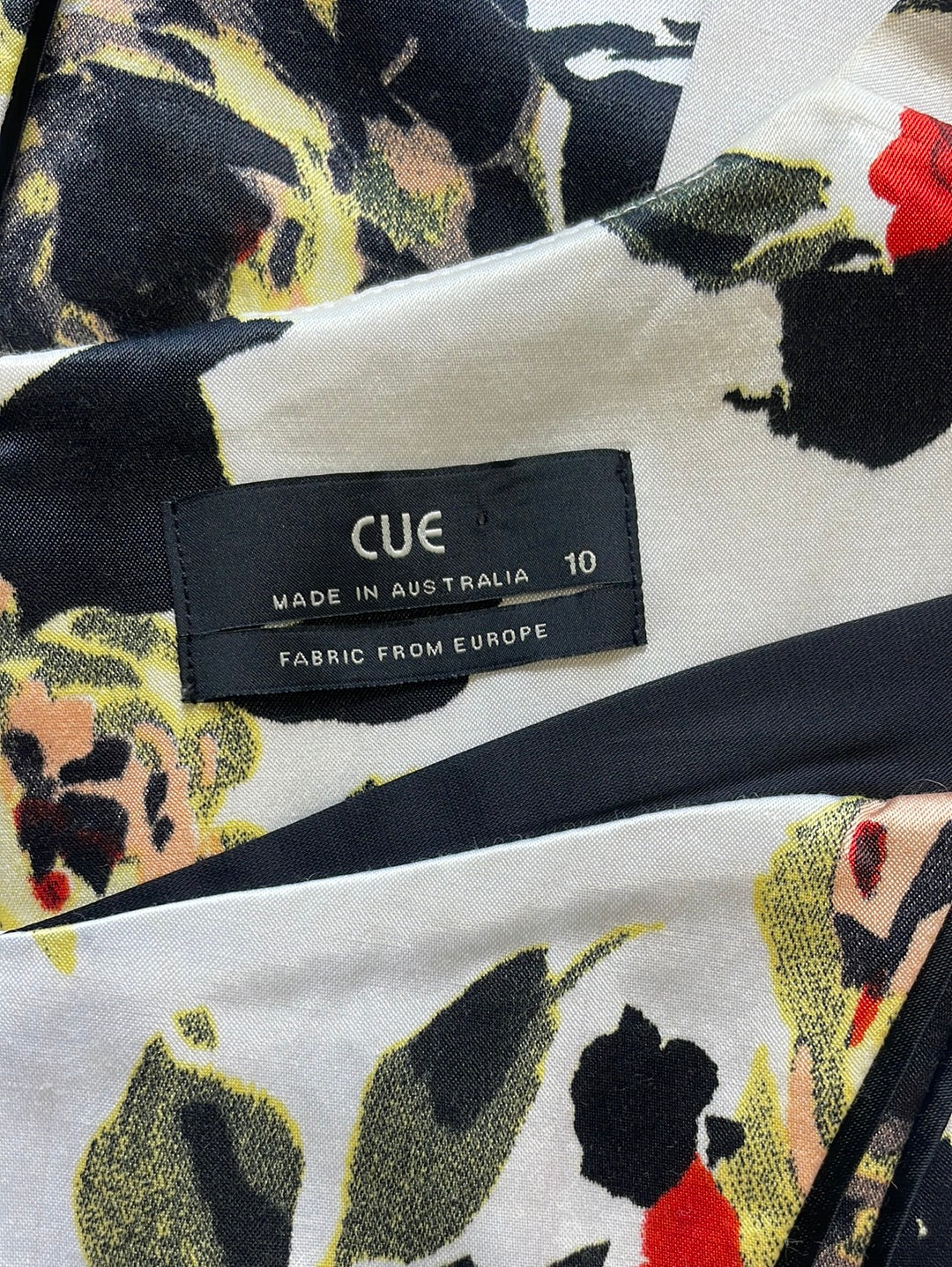 Cue | dress | size 10 | knee length | made in Australia