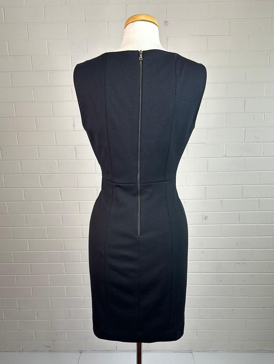 T Tahari | New York | dress | size 10 | knee length