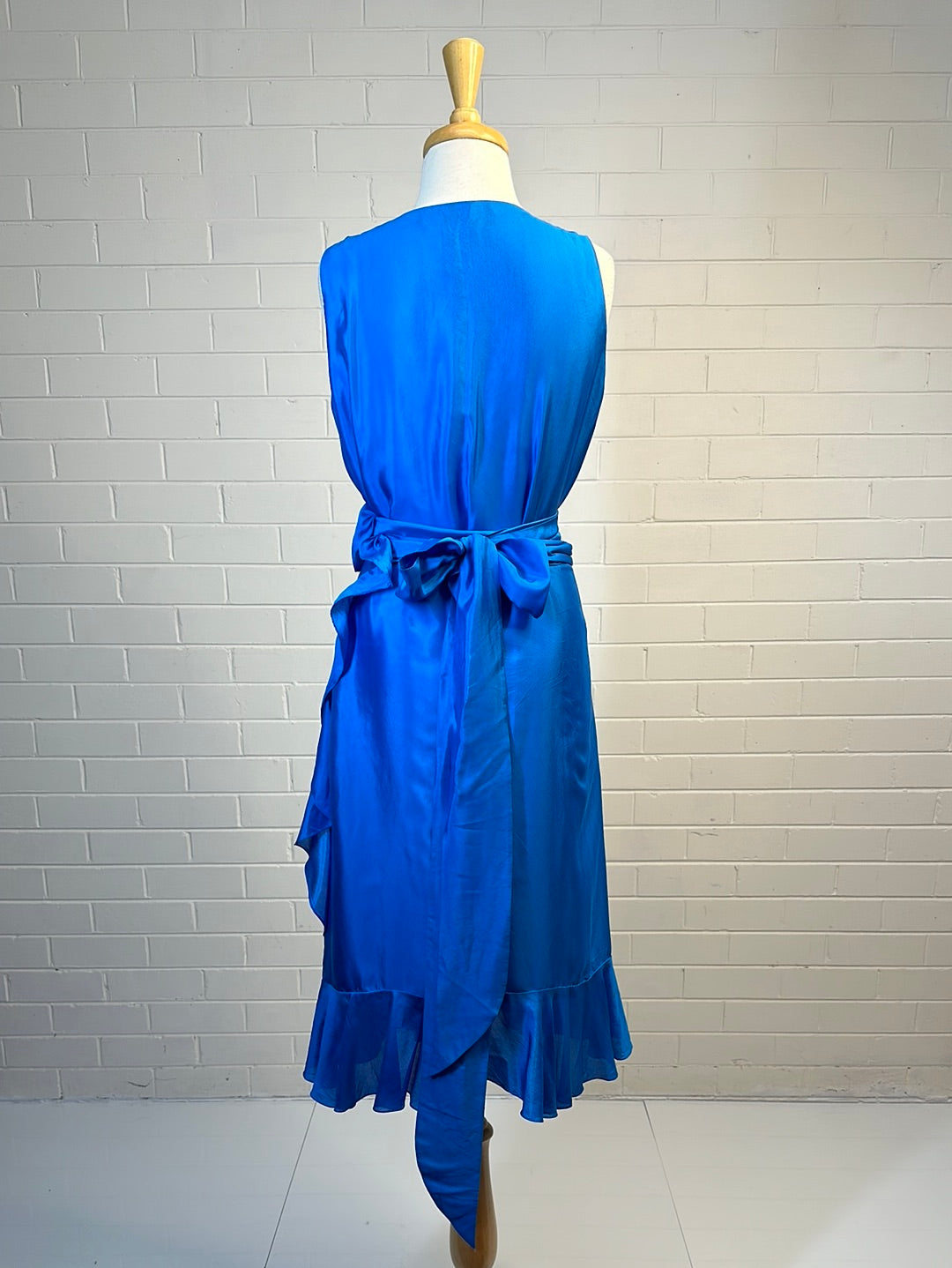 Ralph Lauren | New York | dress | size 12 | midi length | 100% silk