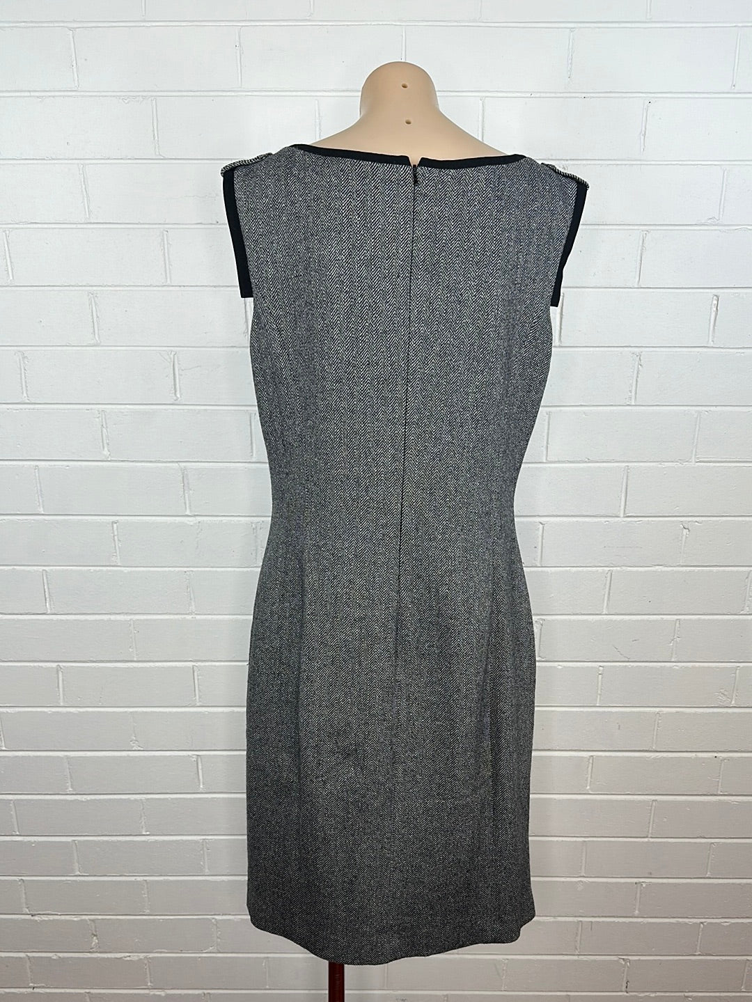 Karen Millen | UK | dress | size 16 | knee length