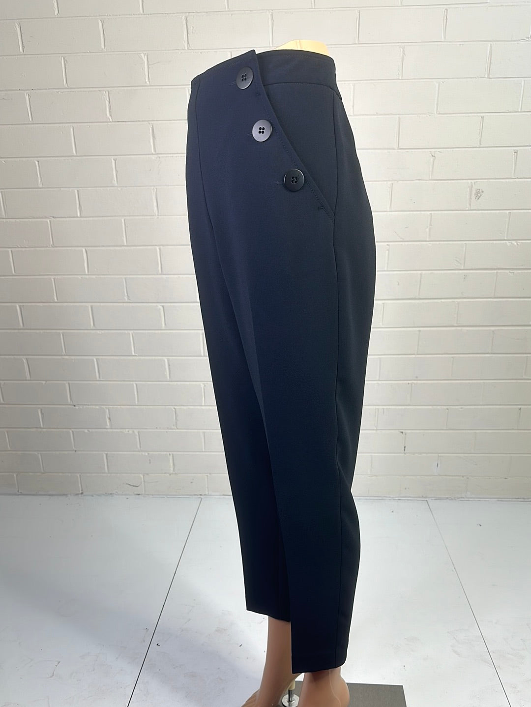 Veronika Maine | pants | size 8 | tapered leg | made in Australia 🇦🇺