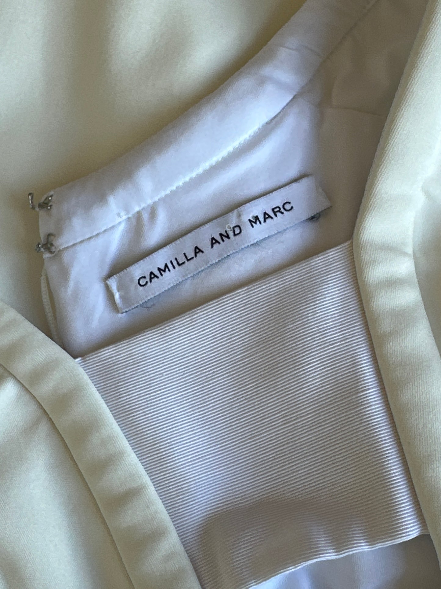 CAMILLA AND MARC | dress | size 6 | knee length