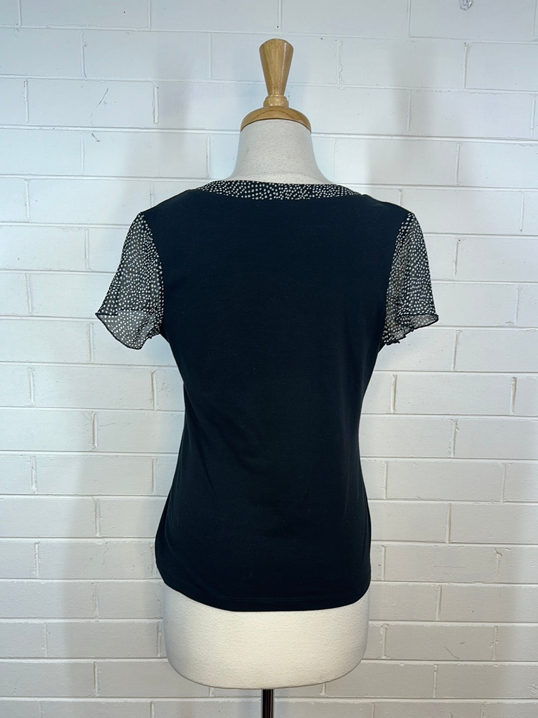 Liz Jordan | top | size 10 | short sleeve