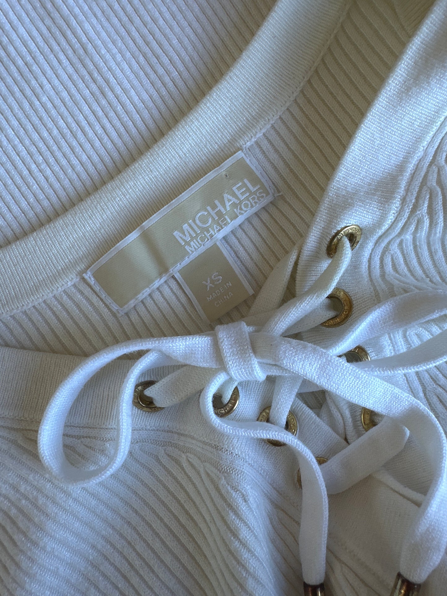 Michael Kors | New York | top | size 8 | long sleeve