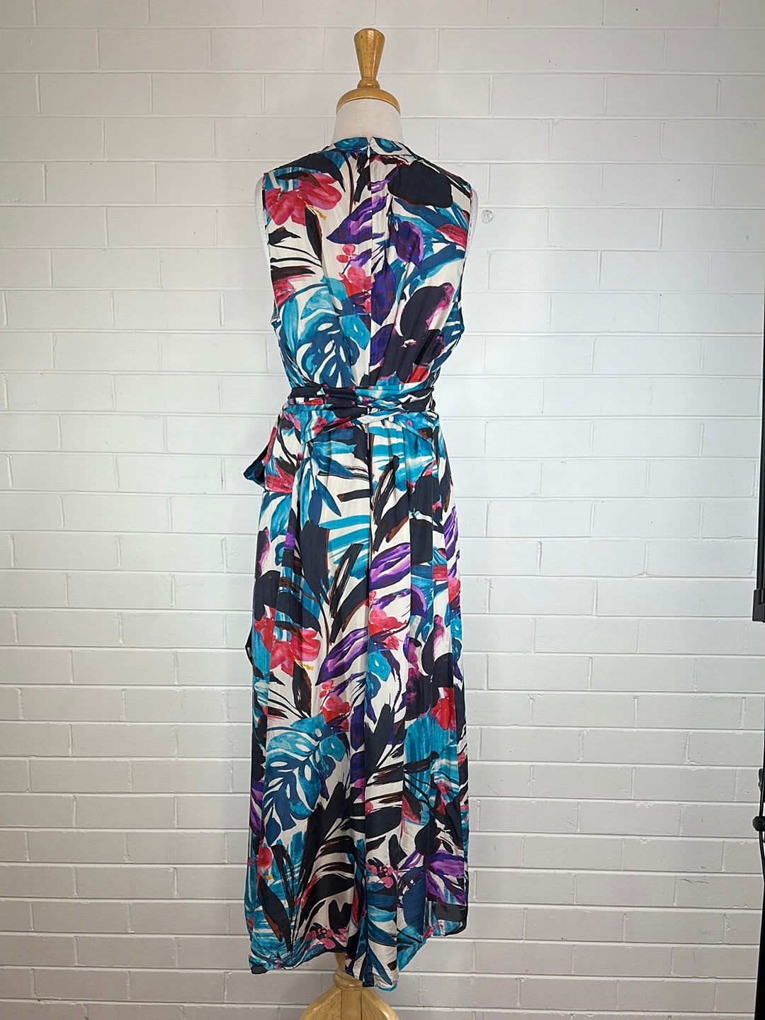 David Lawrence | dress | size 14 | midi length | 100% silk