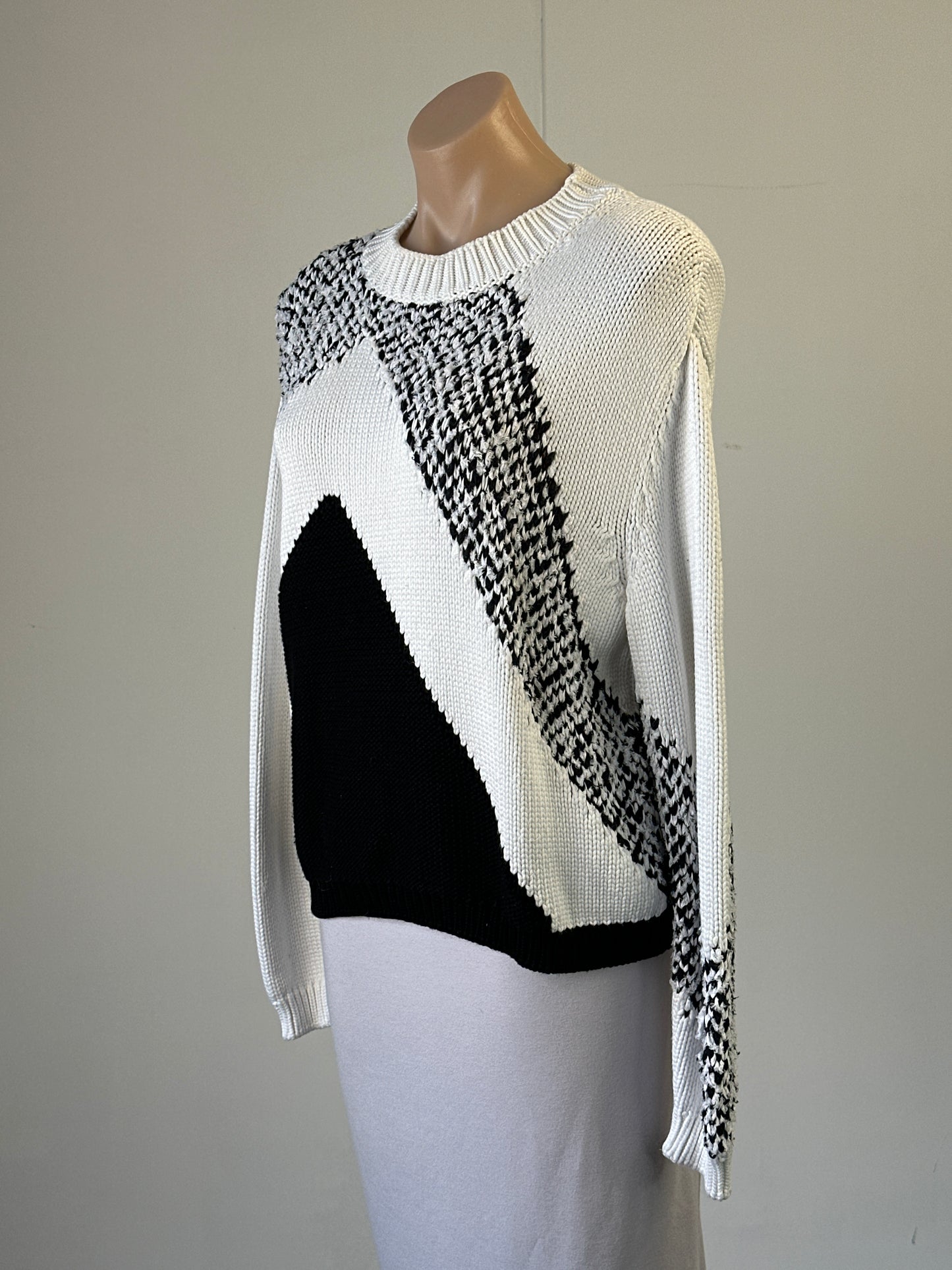 Sportmax | Italy | sweater | size 12 | crew neck