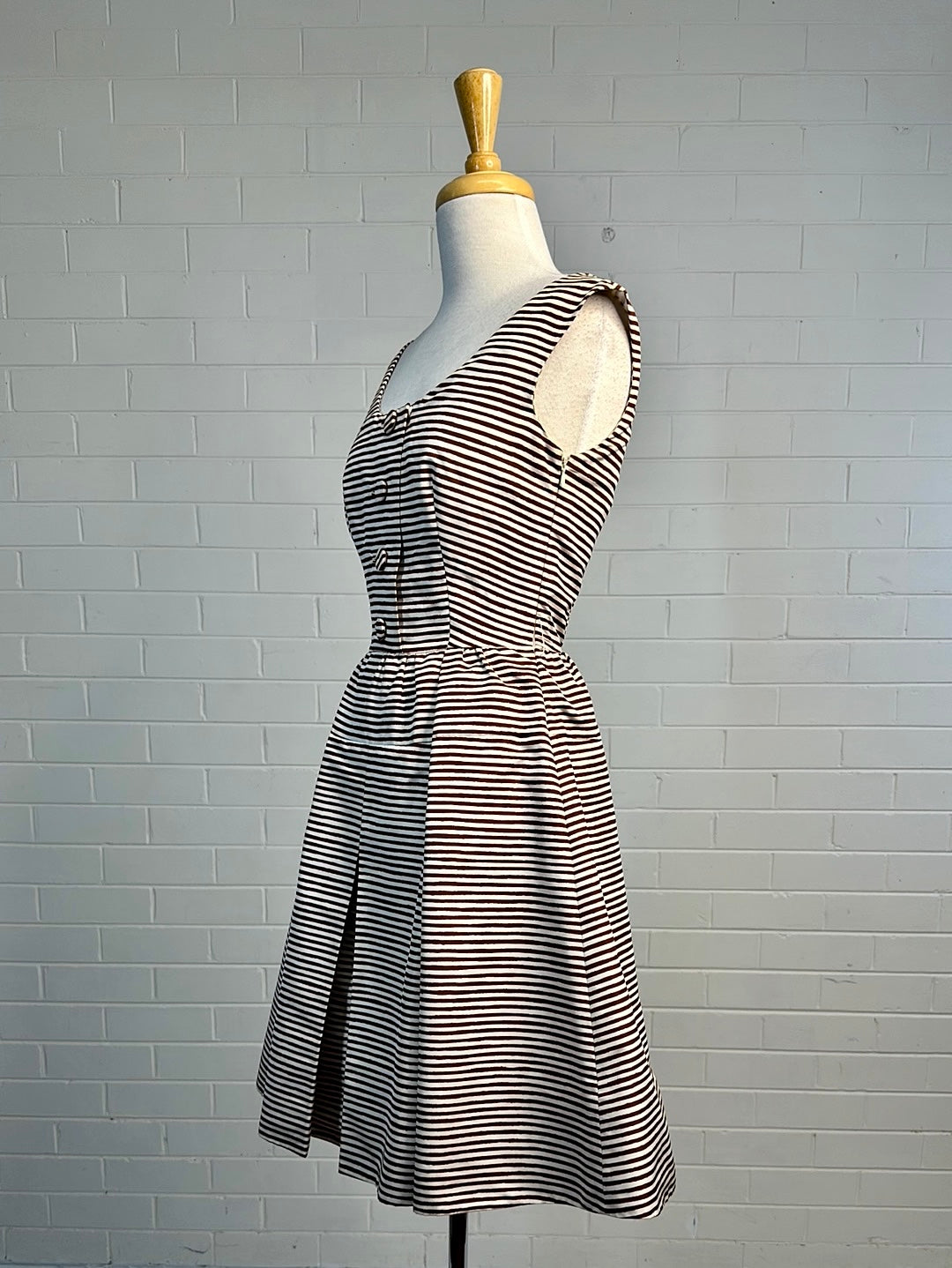 Prada | Milan | dress | size 8 | knee length | 100% silk | made in Italy