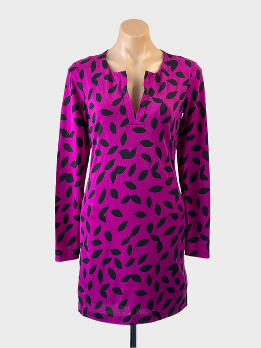 Designer Diane von Furstenberg shift dress in magenta with black leaf print, notched neck and long sleeves for office or smart casual wear.