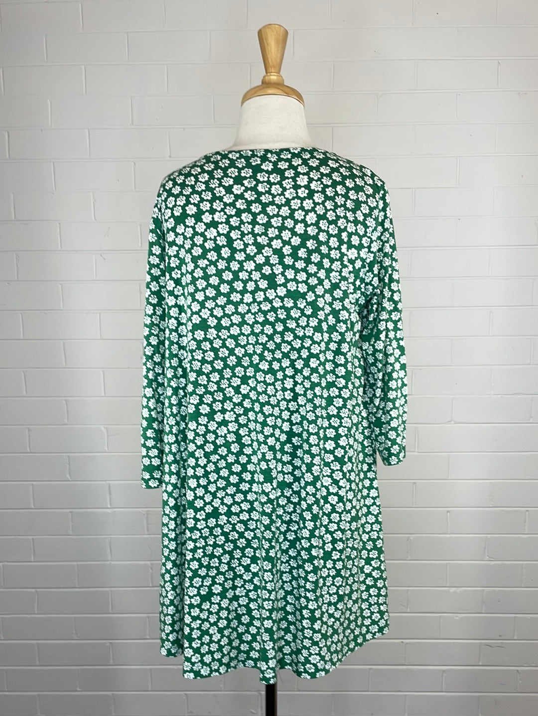 Marimekko | Finland | top | size 10 | three quarter sleeve | cotton lyocell blend