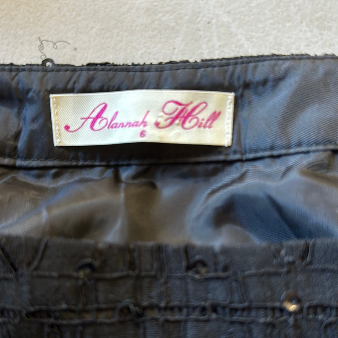 Alannah Hill | skirt | size 6 | knee length