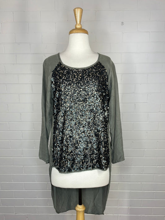 Magdalena Duma | top | size 8 | long sleeve