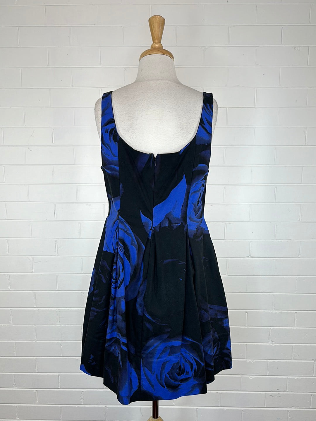 GAP | dress | size 12 | knee length