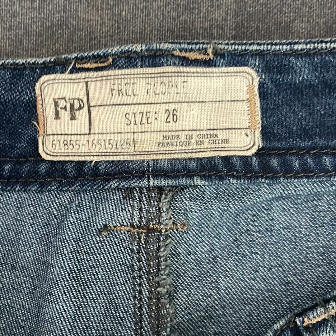 Free People | Philadelphia | jeans | size 8 | flare leg