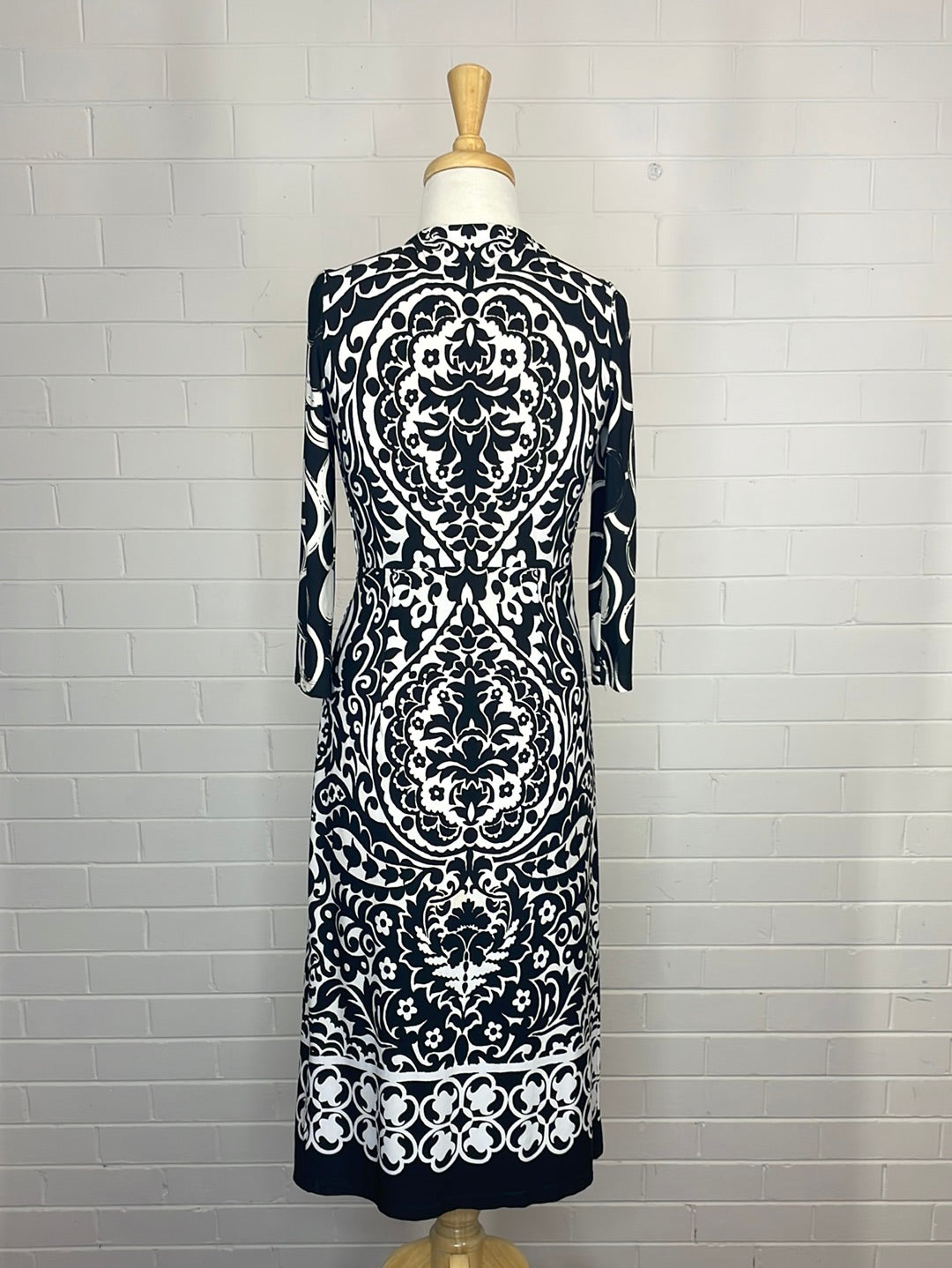 Simona | dress | size 8 | midi length