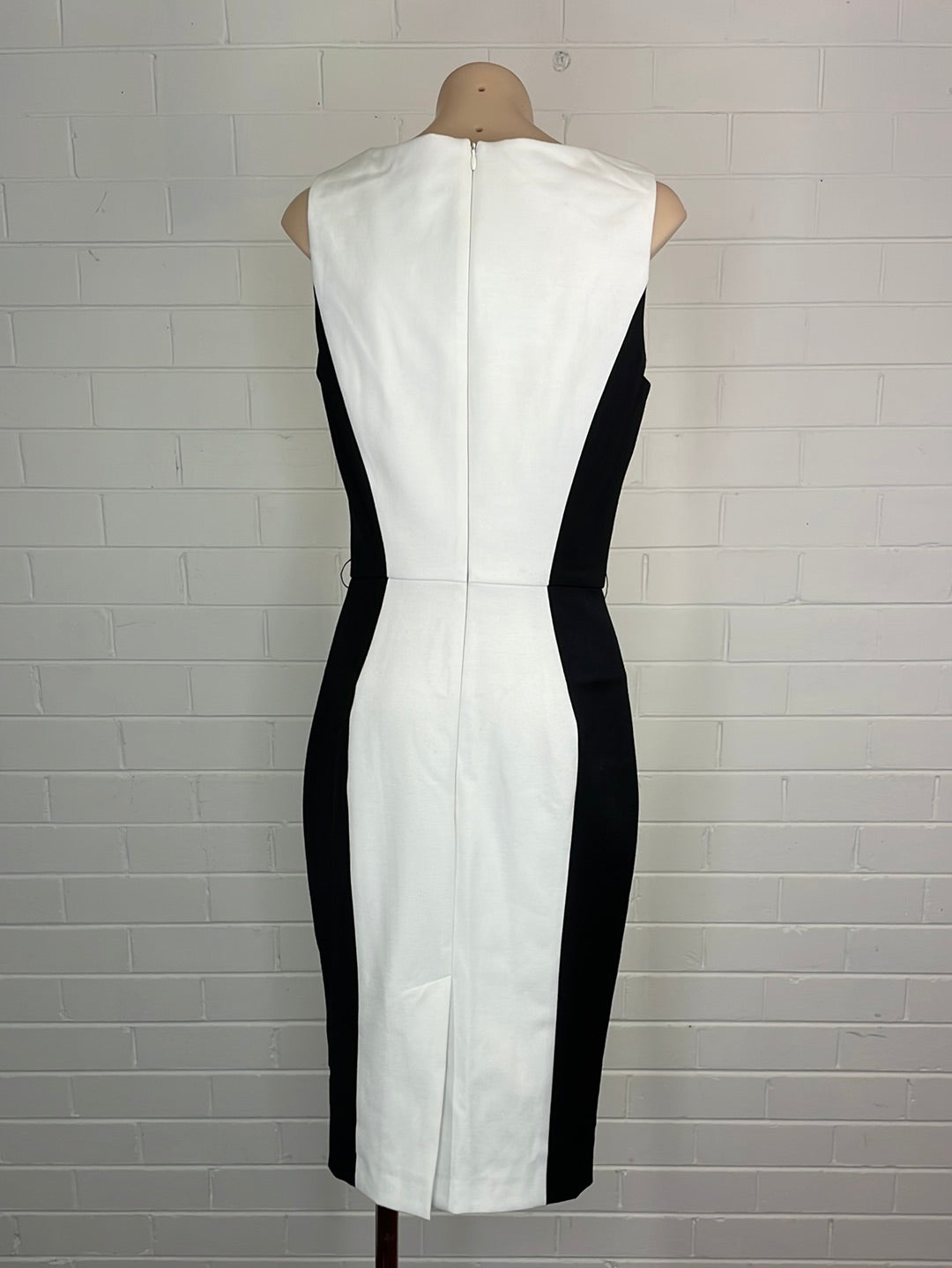 Cue | dress | size 8 | knee length