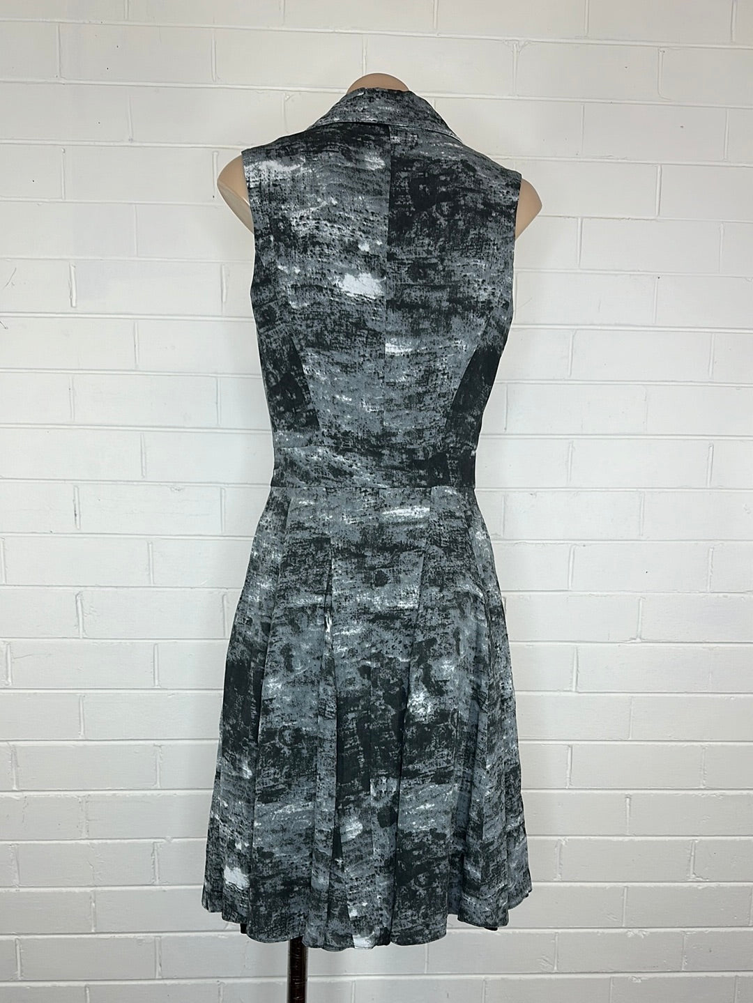 Karen Millen | UK | dress | size 6 | knee length