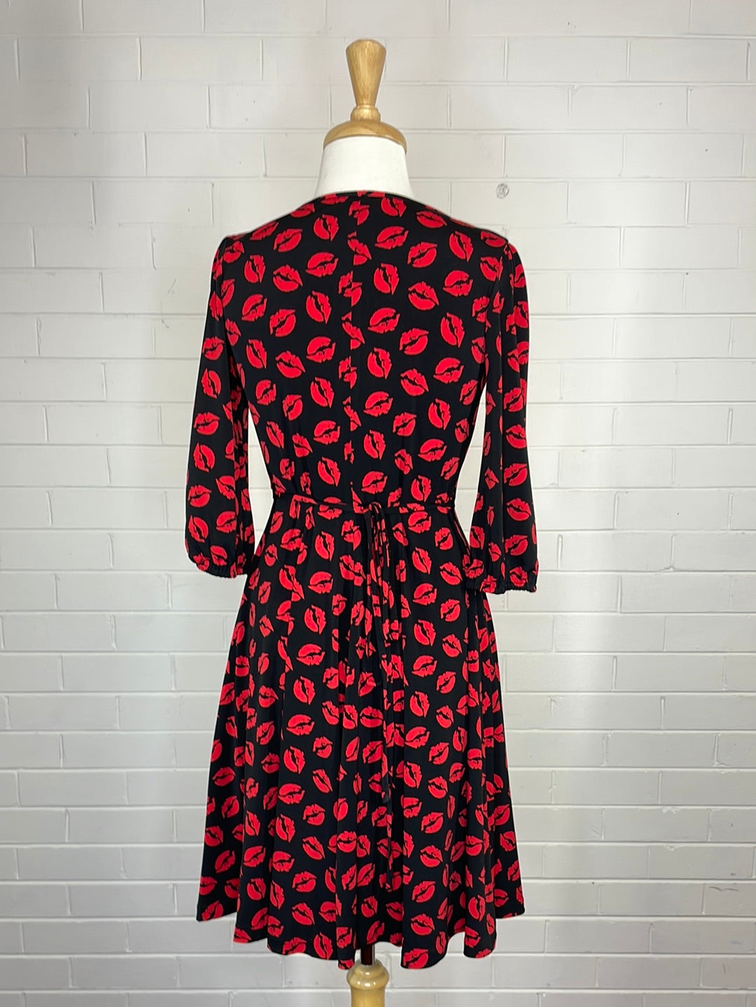 Leona Edmiston | dress | size 8 | knee length